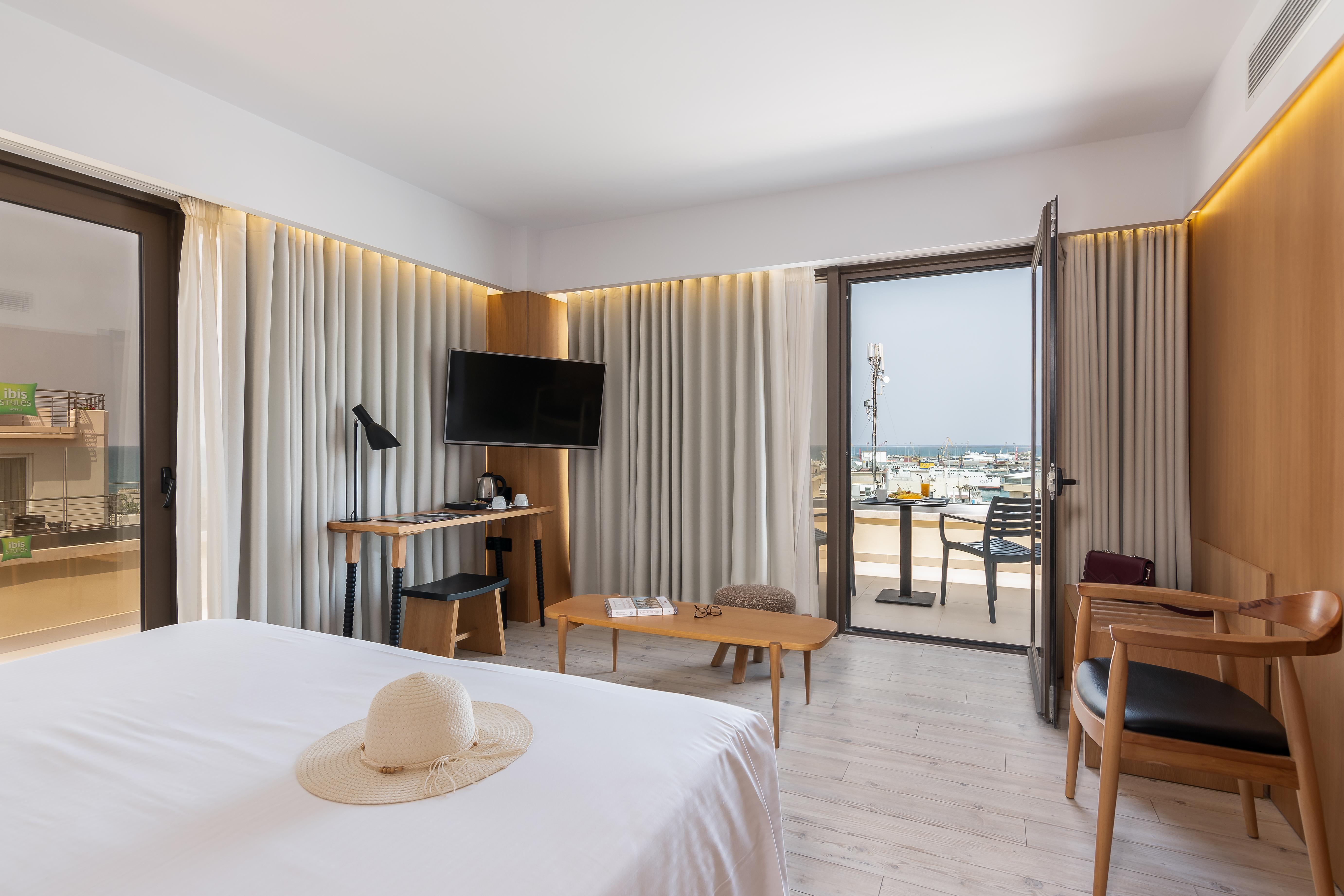 Ibis Styles Hotel 4*